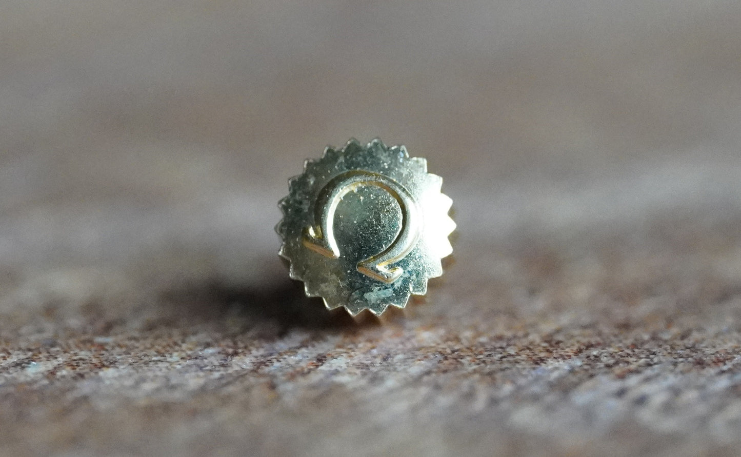Omega Crown SX43204