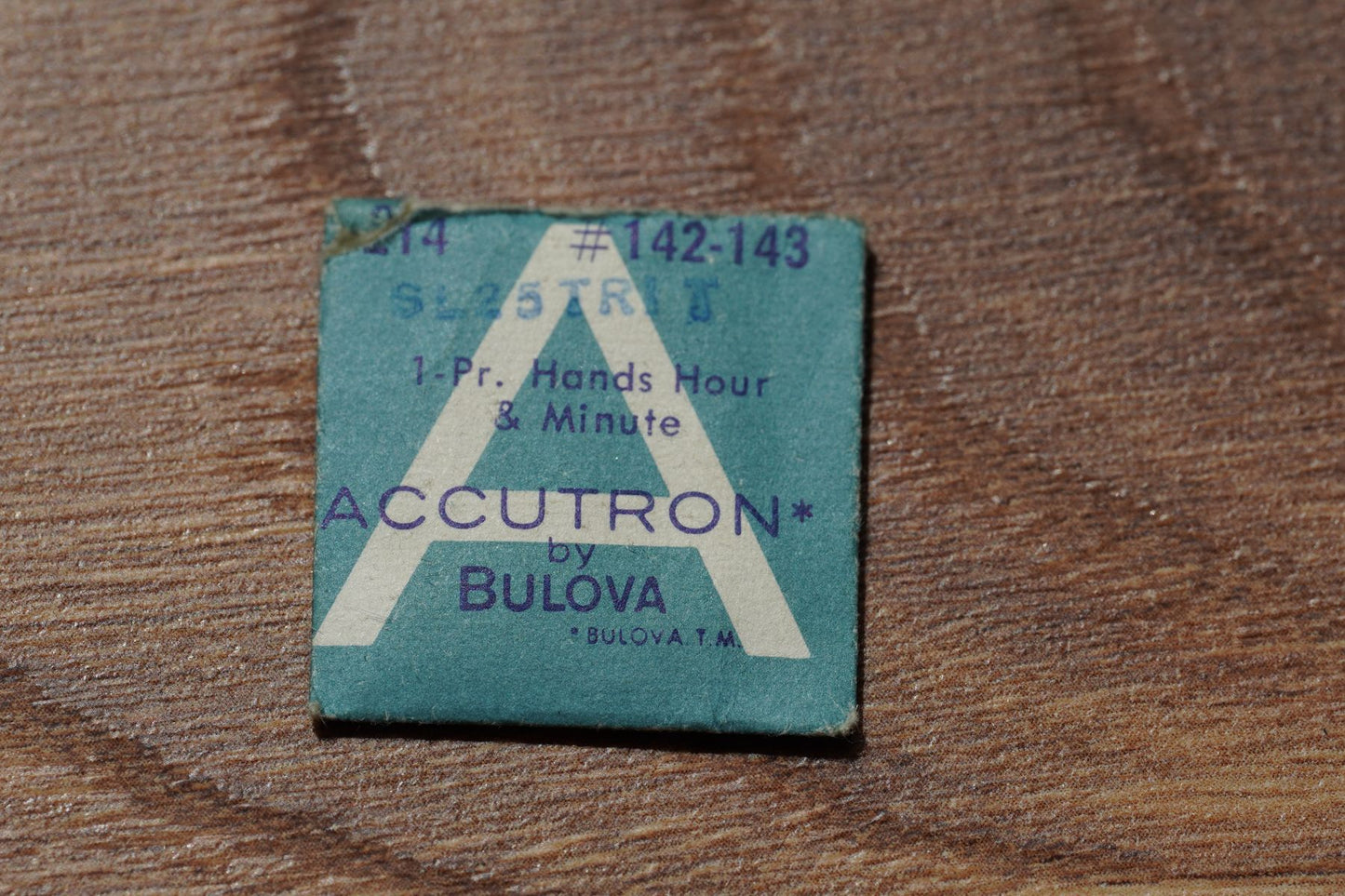 Bulova cal 214 part 142-143 Hands hour & minute SL25TRIT