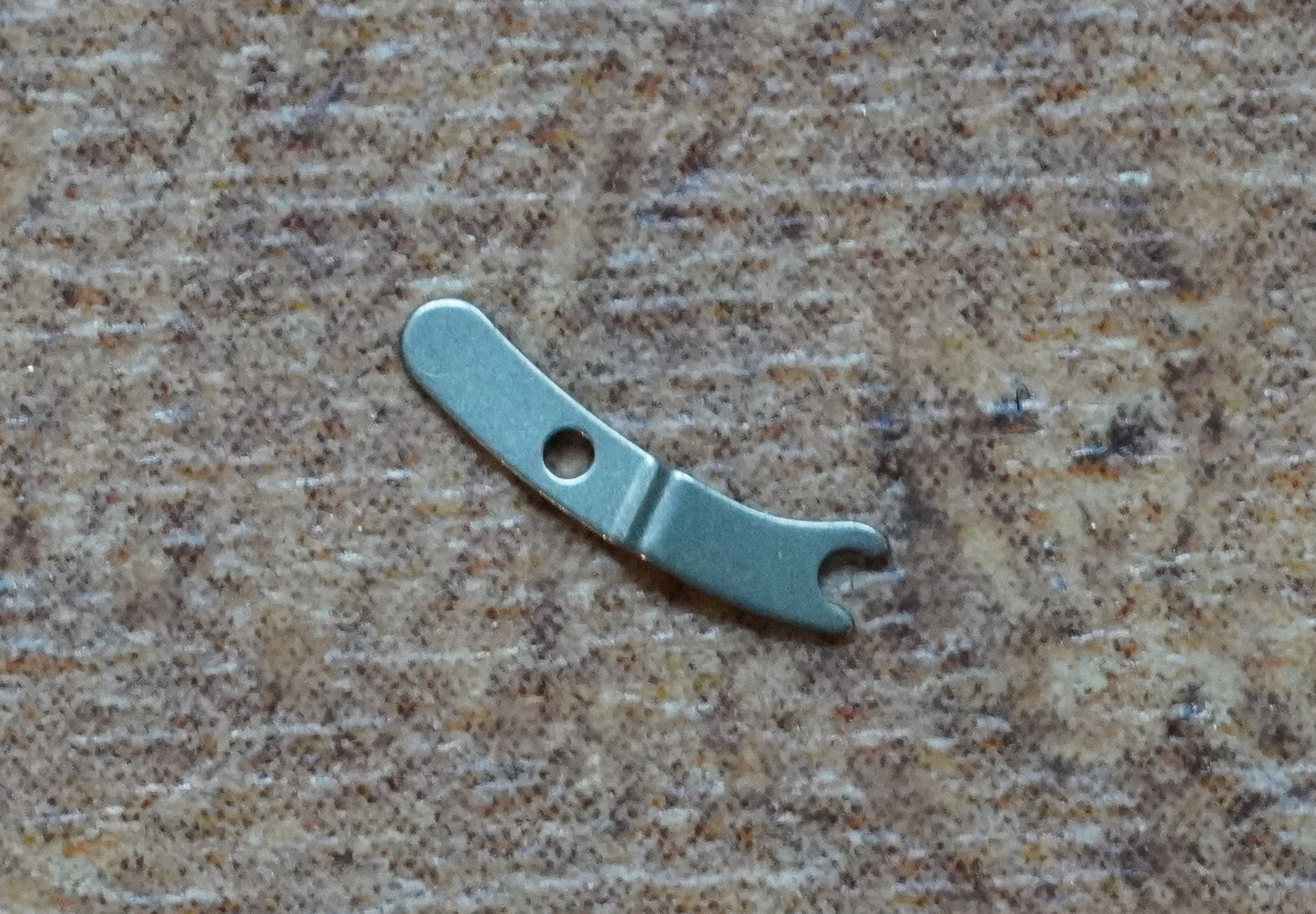 Omega cal 470 part 1132 Pressure spring for setting lever