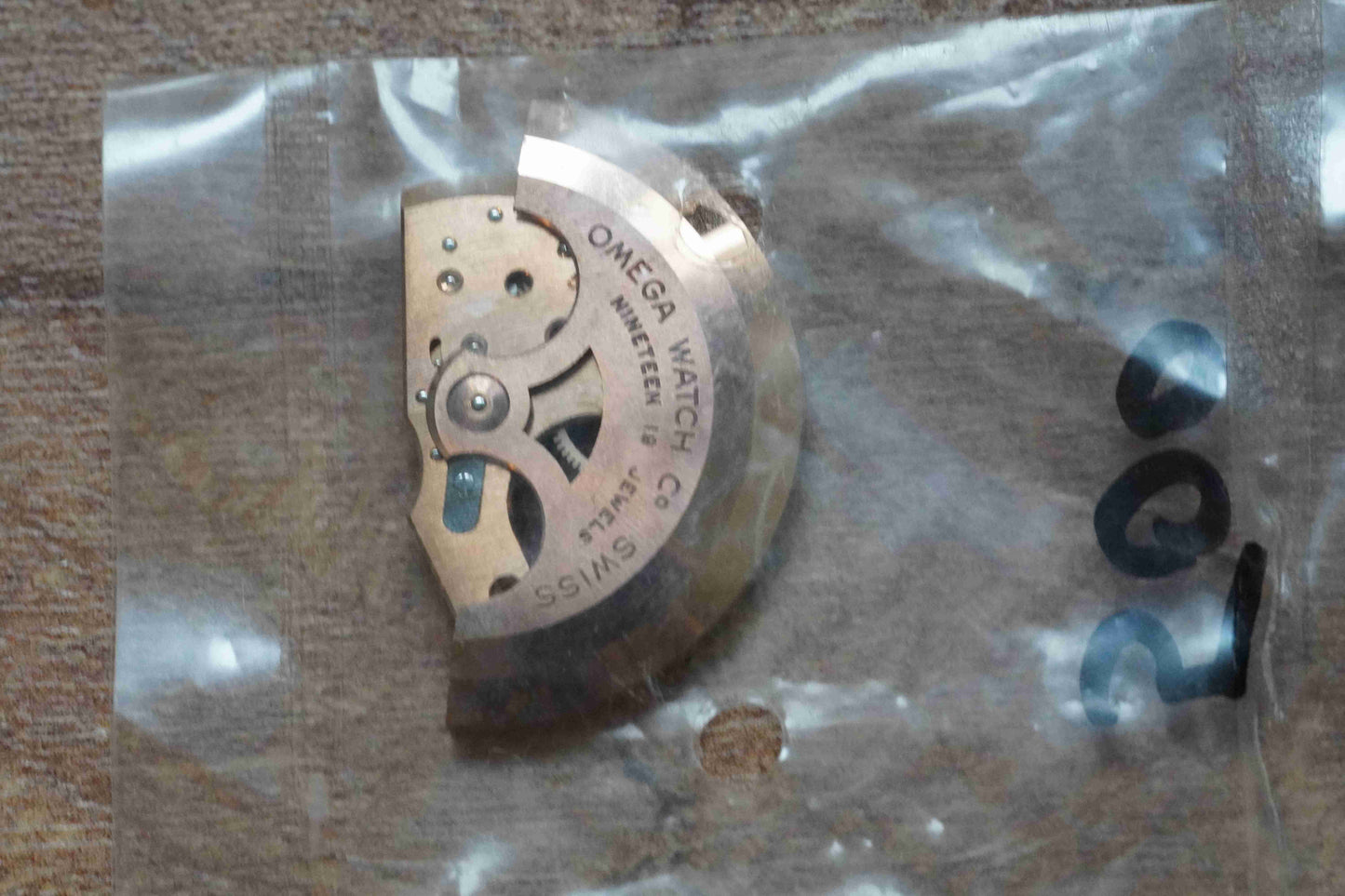 Omega cal 500 part automatic device complete sealed