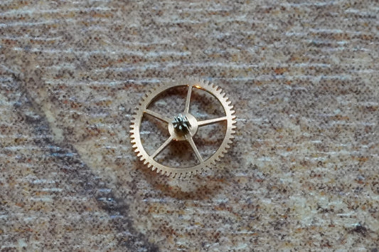 Omega cal 540 part 1243 Fourth wheel