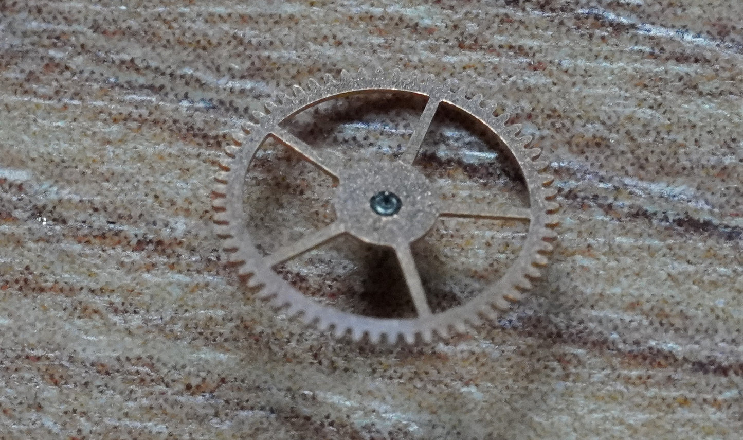 Omega cal 600 part 1240 Third wheel