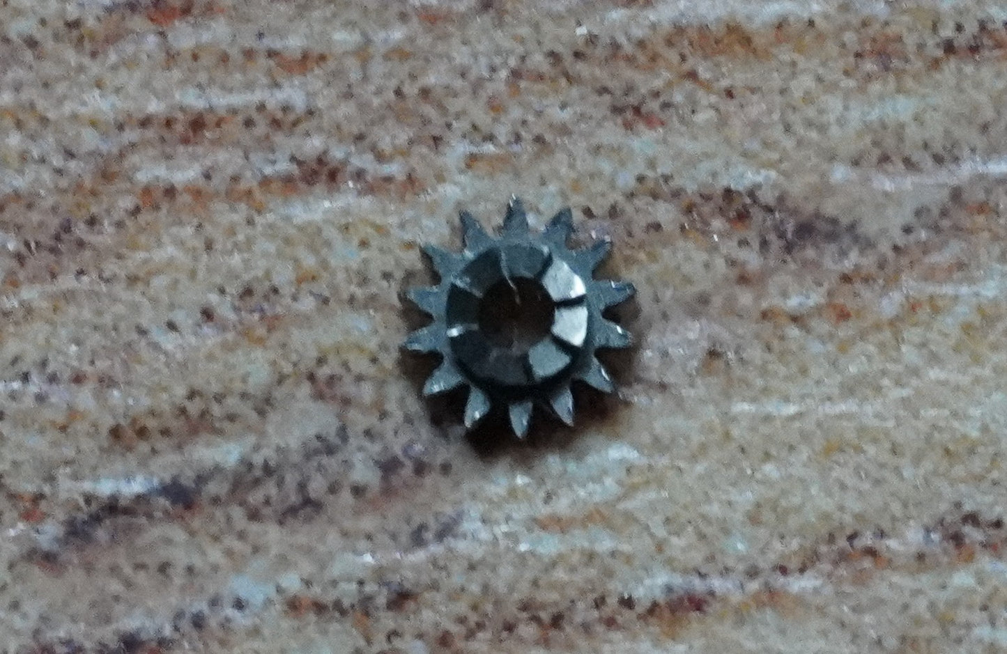 Omega cal 710 part 1108 Winding pinion