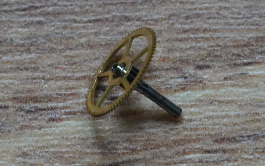 Omega cal 860 part 1224 Center wheel with canon pinion