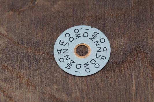 Omega cal 1310 part 9067 day indicator (NL)