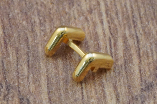 Omega Bezel claw 18ct gold