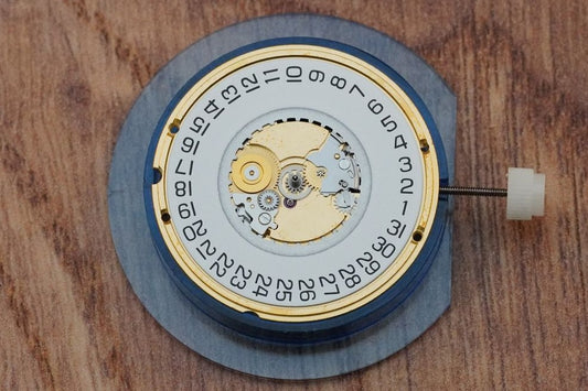 ETA Movement 955.112 - white date ring 3H