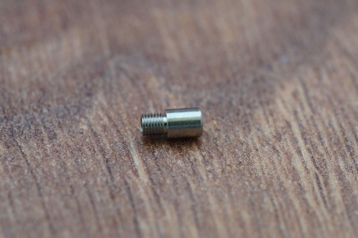 Omega Pendant Case Tube 090ST4204