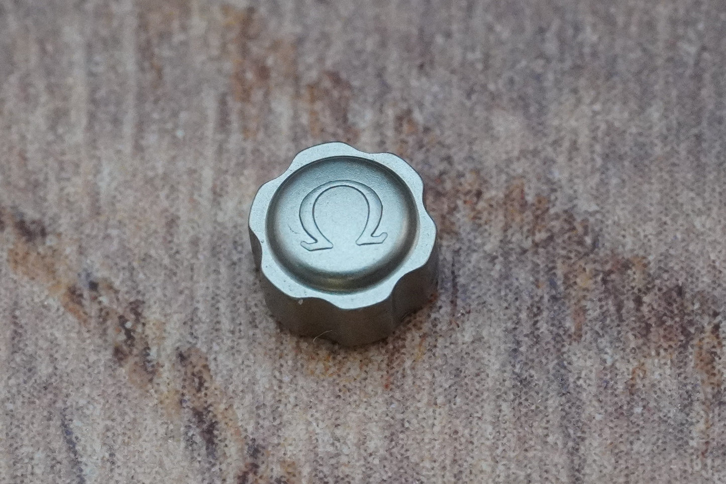 Omega Crown ST42127