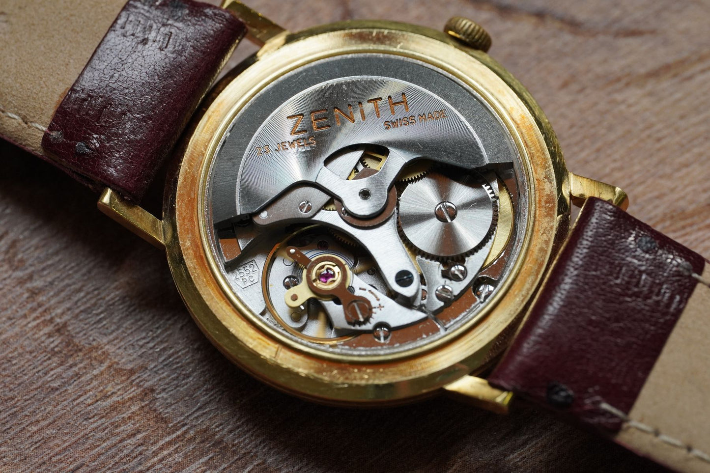 Vintage watch : Zenith Automatic 18ct