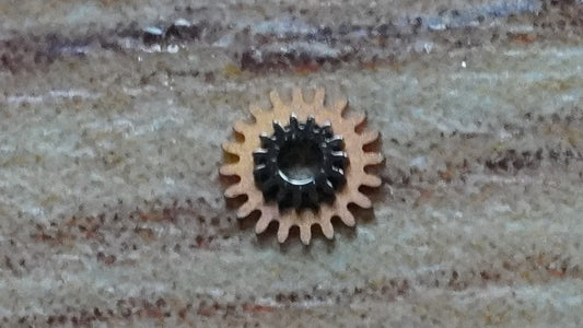 Omega cal 1010 part 1108 Winding pinion