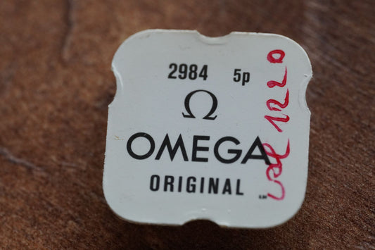 Omega screw 2984