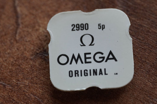 Omega screw 2990