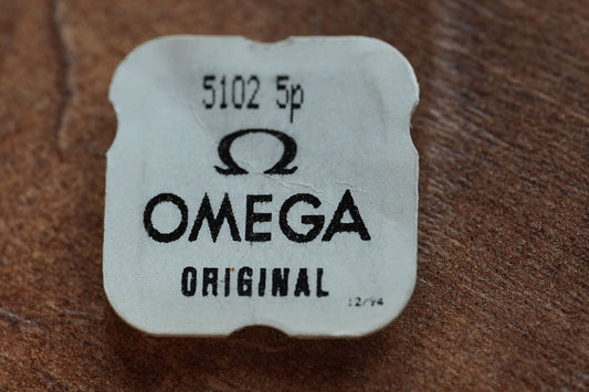 Omega screw 5102