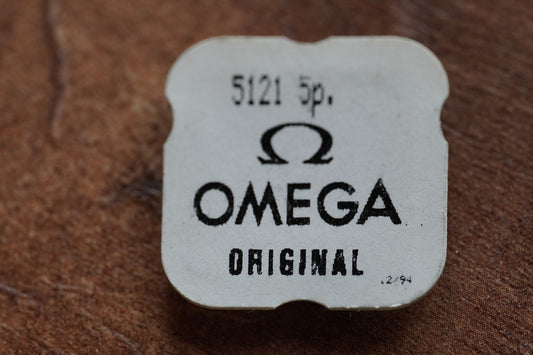 Omega screw 5121