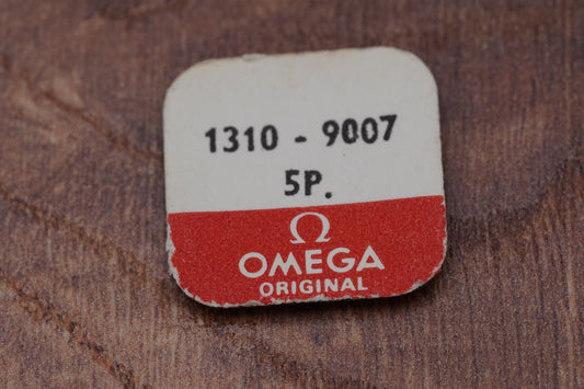 Omega cal 1310 part 9007 cap jewel for center second wheel